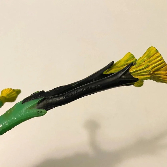 Vintage Bendable Bendy Rubber Halloween  Scarecrow Figure 5 Inch Tall Toy - Picture 8 of 10